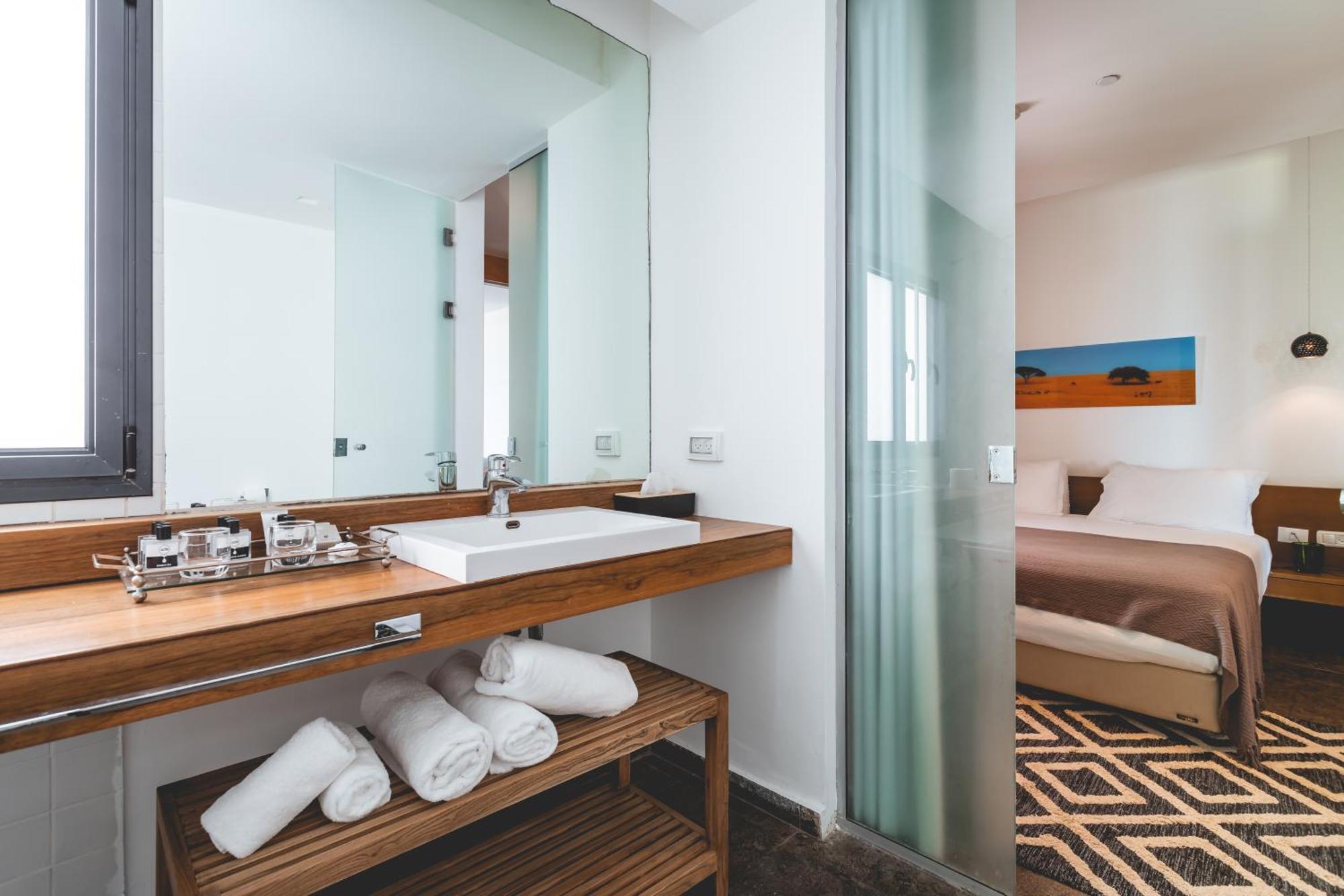 Hotel Jacob Sea Life Nahariya Exterior foto