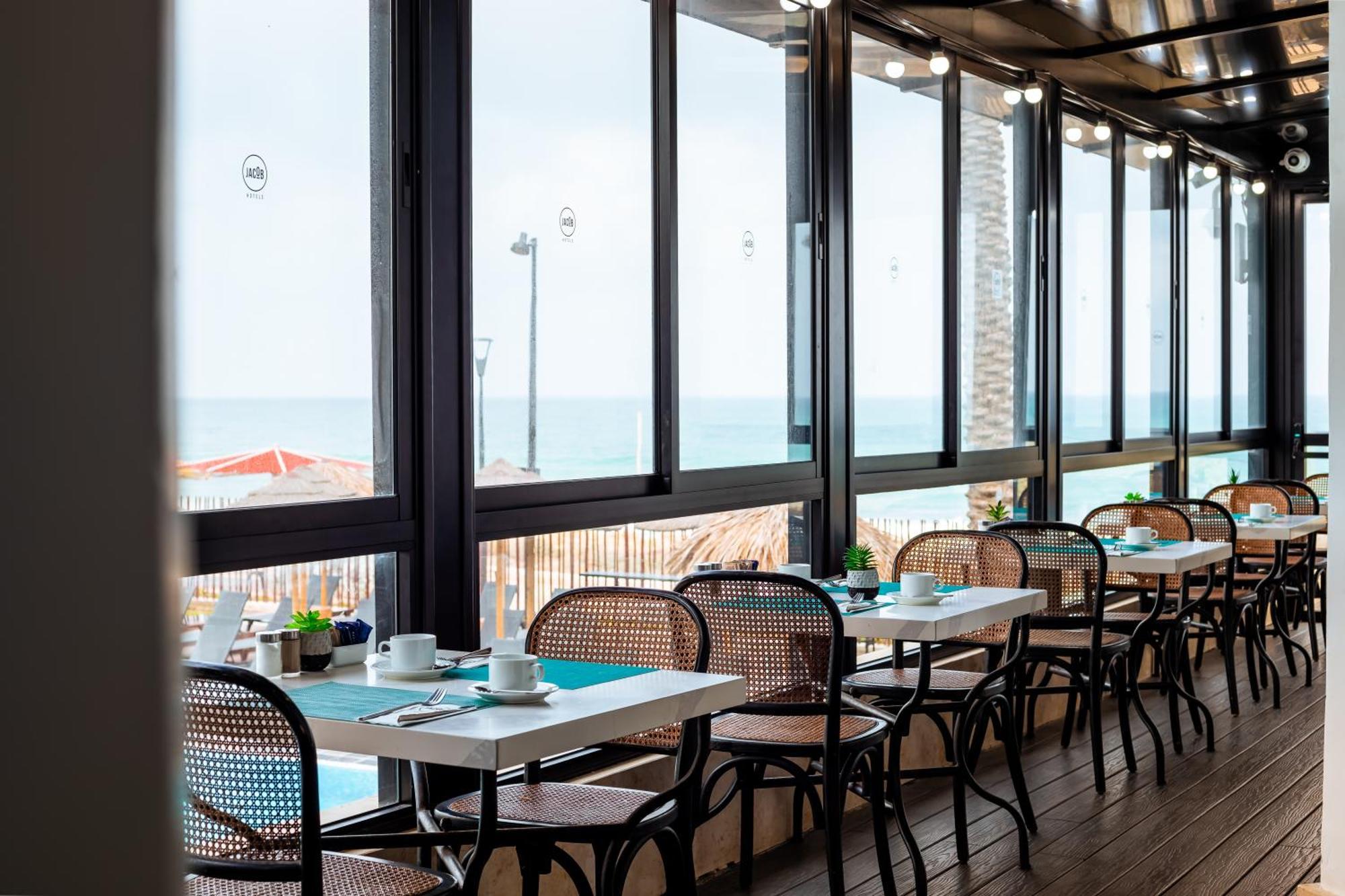 Hotel Jacob Sea Life Nahariya Exterior foto