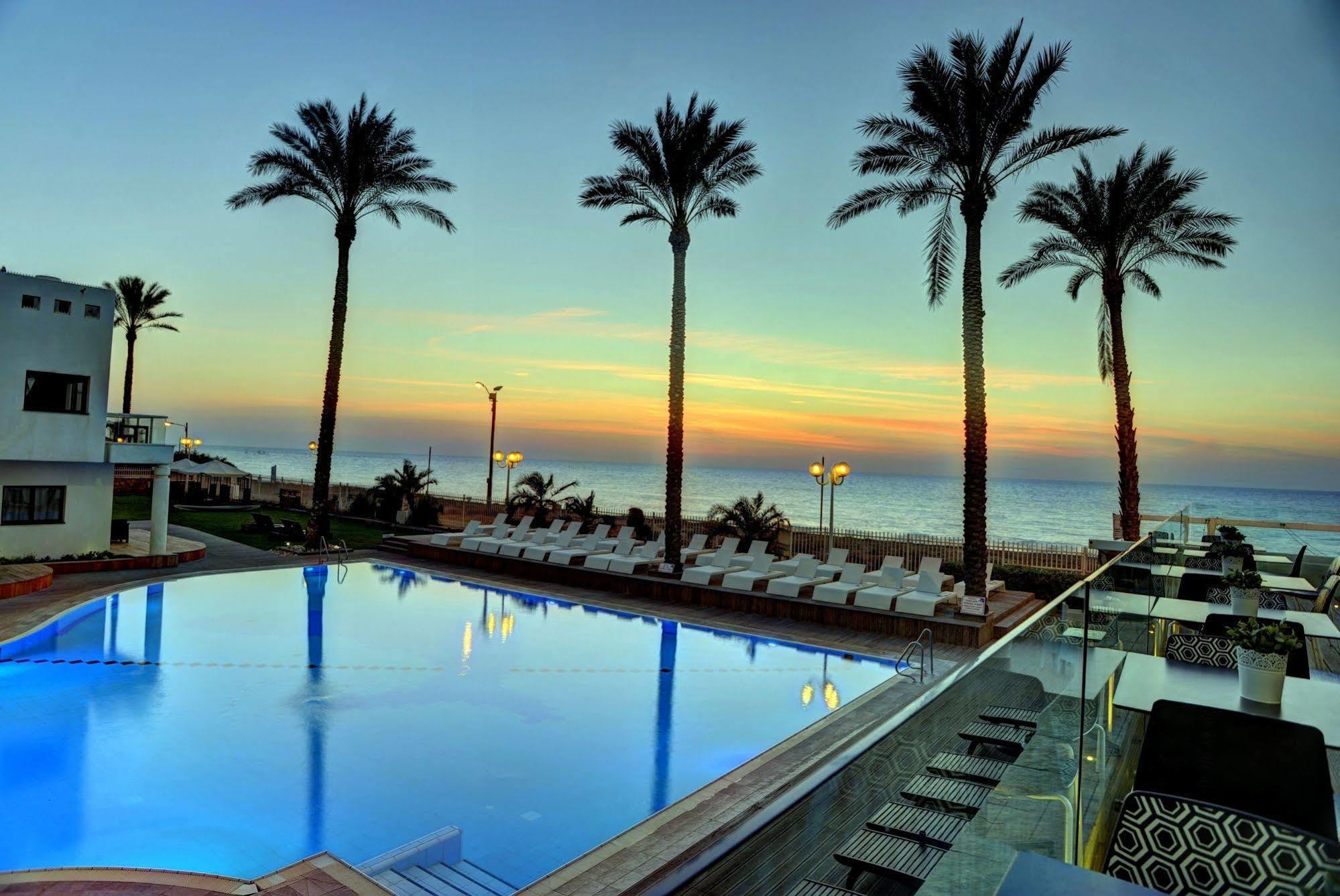 Hotel Jacob Sea Life Nahariya Exterior foto